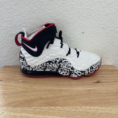 New men size nike lebron - new,